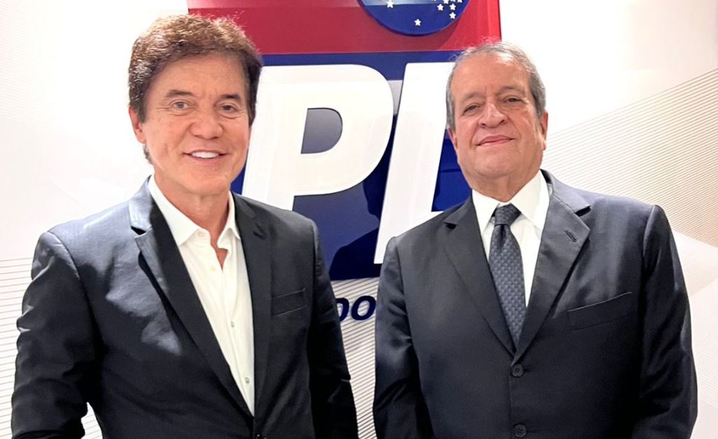 Após encontro Kassab Robinson posta foto Valdemar Costa Neto e