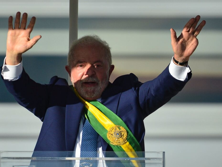 VÍDEO Lula cita diagnóstico estarrecedor de País e prega