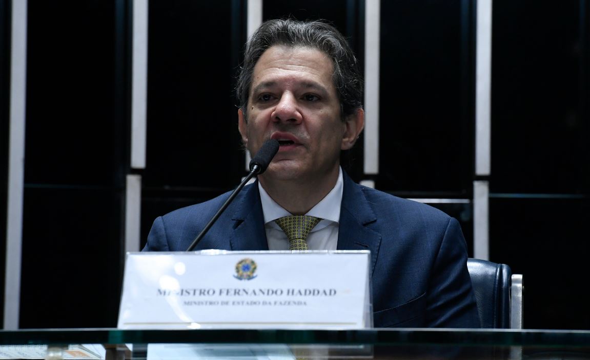 Haddad afirma que não há nenhum descompromisso de Lula meta