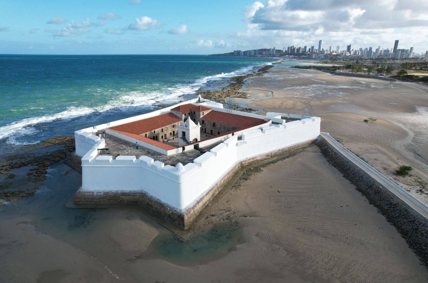 Forte Dos Reis Magos Ter Cobran A De Entrada A Partir De De Janeiro