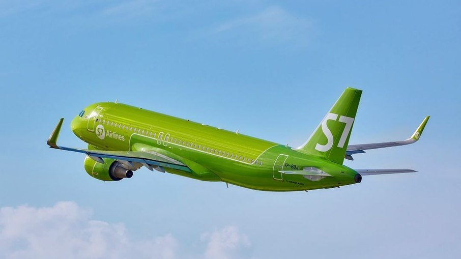 Homem de 48 anos é encontrado morto em banheiro de avião - Foto: Divulgação/S7 Airlines