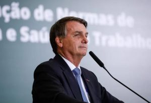 Bolsonaro diz não precisar de “bola de cristal” para falar sobre combustíveis - Foto: Arquivo