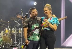 Xand Avião e Solange Almeida dividem palco e se reconciliam em festa de influenciadora - Foto: Reprodução