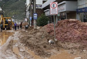 Total de mortos em Petrópolis sobe para 139 - Foto: Fernando Frazão/Agência Brasil