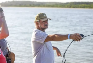 Breno Silveira no set da série 'Dom' — Foto: Divulgação