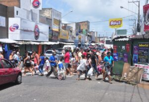 População natalense no comércio popular do Alecrim