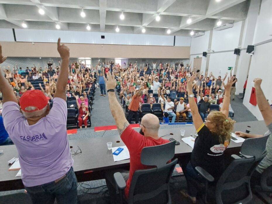 Paralisação dos servidores foi definida em assembleia do Sintest-RN nesta segunda-feira (11) - Foto: Danielle Castro / Sintest-RN