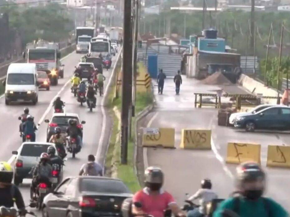 Ponte de Igapó está parcialmente interditada desde 12 de setembro - Foto: Reprodução