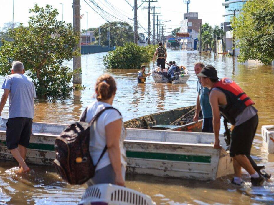 Rio Grande do Sul tem mais de 200 mil fora de casa devido às enchentes - Foto: Gustavo Mansur / Governo do RS