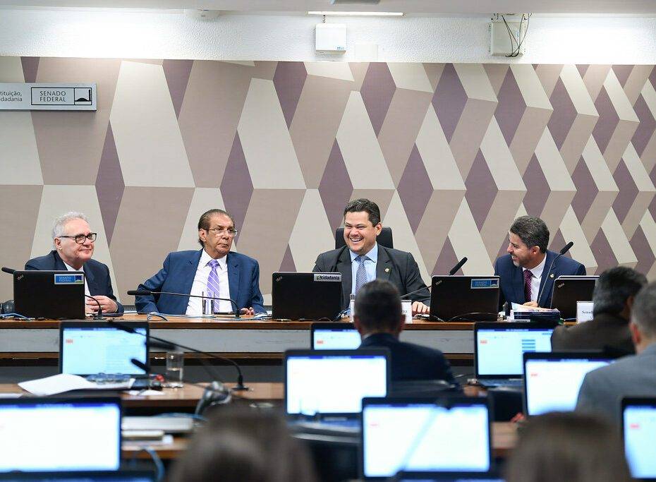 Plenário da CCJ do Senado durante votação do projeto nesta terça-feira (7) - Foto: Edilson Rodrigues / Senado