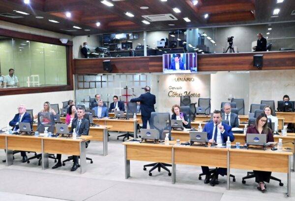 Plenário da Assembleia Legislativa em sessão nesta terça-feira (11) - Foto: Eduardo Maia / ALRN