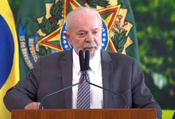 Presidente Luiz Inácio Lula da Silva (PT) em evento no Palácio do Planalto - Foto: YouTube / Reprodução