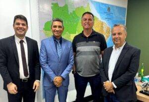 Gabriel César, Salatiel de Souza e Rogério Marinho em encontro com o ex-presidente Jair Bolsonaro - Foto: Feprodução