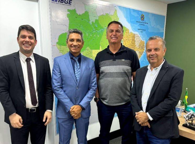 Gabriel César, Salatiel de Souza e Rogério Marinho em encontro com o ex-presidente Jair Bolsonaro - Foto: Feprodução