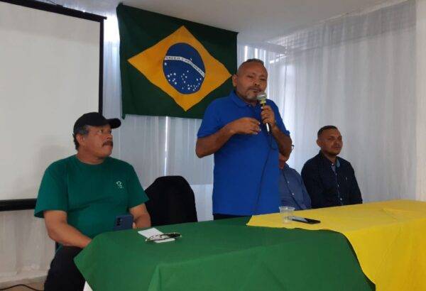 Candidato do PRTB à Prefeitura do Natal, Heró Bezerra, discursa durante convenção do partido - Foto: Reprodução