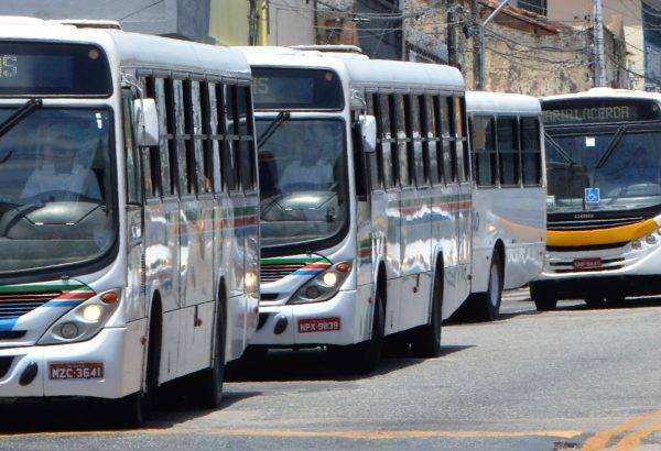 O Sintro diz que somente nos 21 dias de agosto ocorreram 20 assaltos no transporte público da capital.