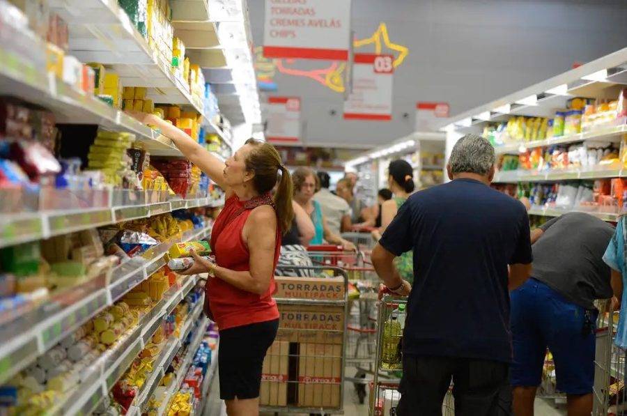 Todas as classes de renda apresentaram desaceleração da inflação acumulada em 12 meses. Foto: Agência Brasil