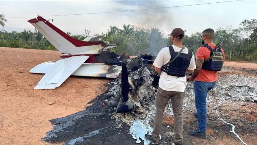 O avião de modelo Cessna 210 foi interceptado, na tarde desta quinta-feira (26), por caças da FAB nas proximidades da cidade de Humaitá (AM) • Divulgação