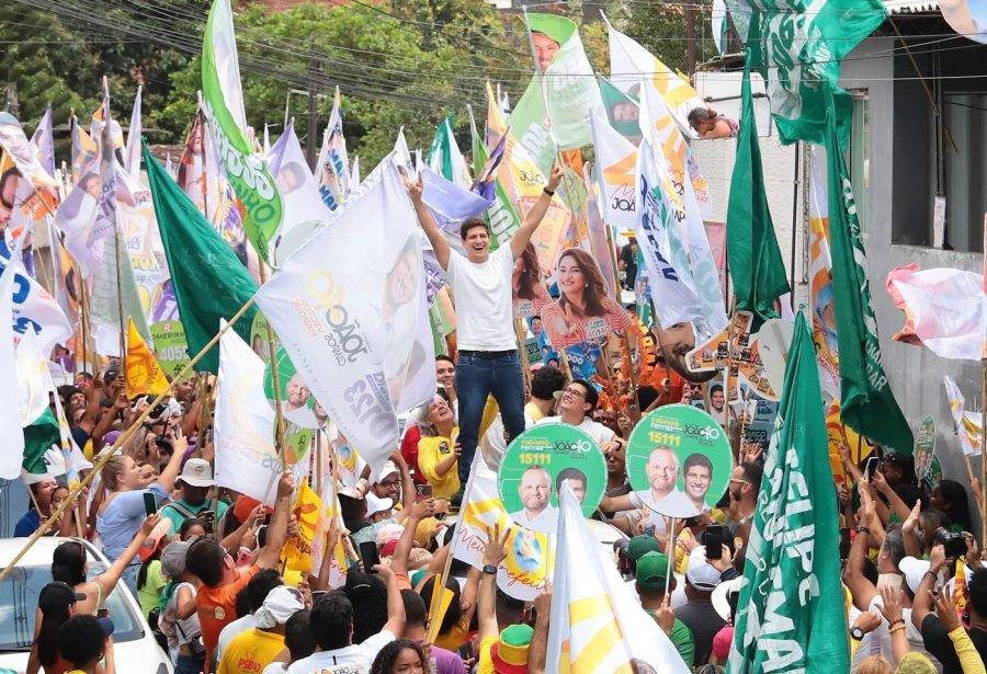 Prefeito de Recife, João Campos (PSB), em ato de campanha na capital pernambucana - Foto: Reprodução