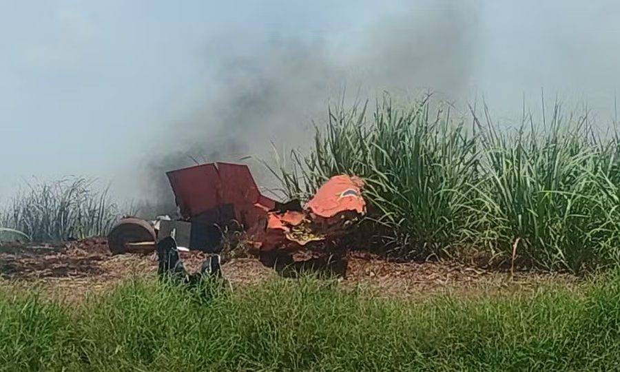 Avião da AFA cai em área rural de Pirassunung — Foto: Arquivo pessoal