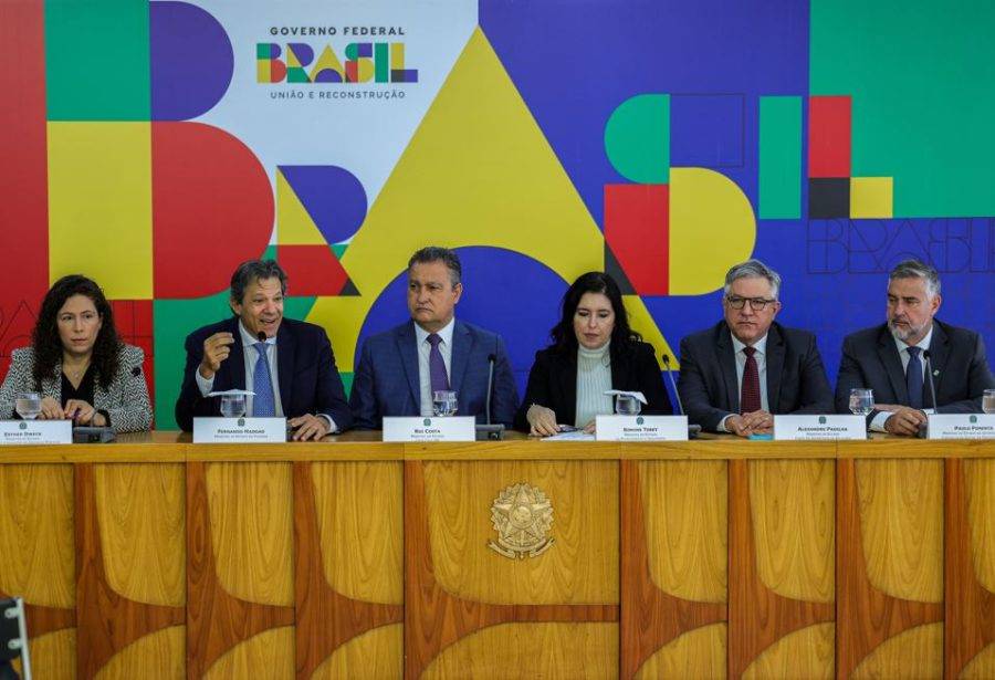 Coletiva de ministros do Governo Lula nesta quinta-feira - Foto: Agência Brasil