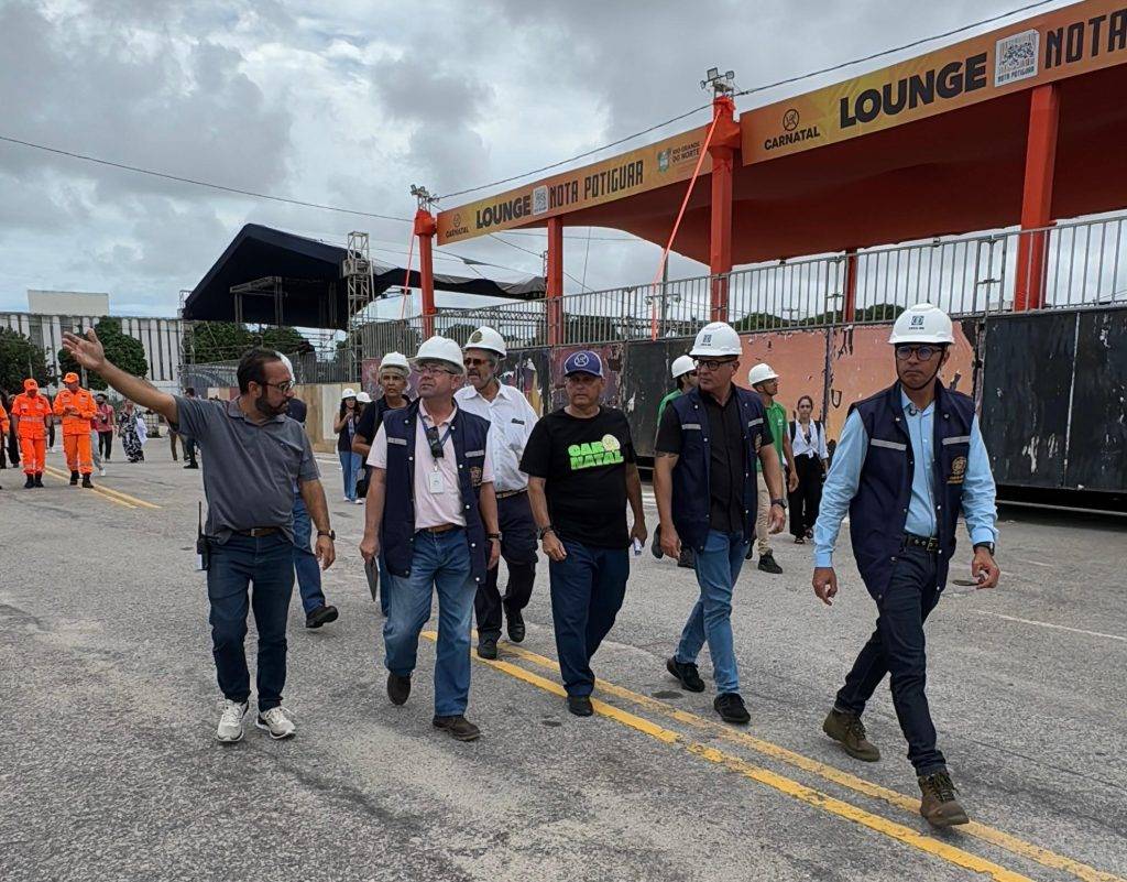 Fiscais do Crea, Bombeiros, Semurb e Cosern durante inspeção realizada nesta quarta-feira (4) - Foto: Crea-RN / Reprodução