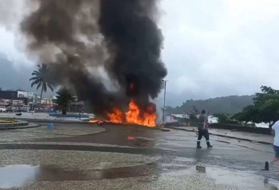 Acidente envolvendo avião em Ubatuba (SP) deixou ao menos dois mortos - Foto: Reprodução