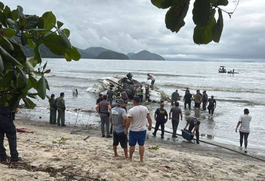 Avião cai em Ubatuba, no litoral de São Paulo - Foto: Reprodução