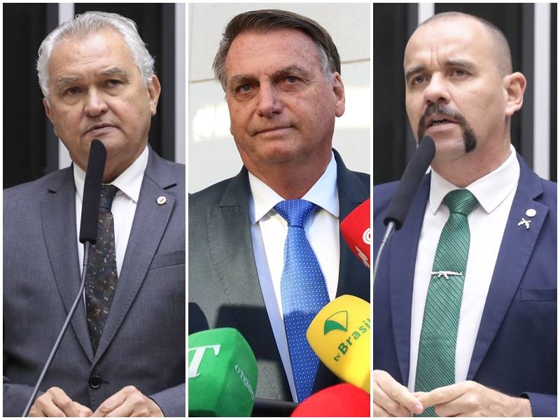 Deputados General Girão e Sargento Gonçalves, entre o ex-presidente Jair Bolsonaro - Foto: Bruno Spada/Valter Campanato