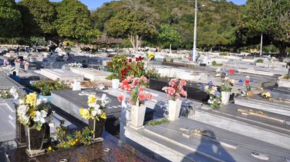 Apesar de déficit de vagas, Natal não corre risco de colapso no sistema  funerário, diz Semsur - Portal 98 FM Natal