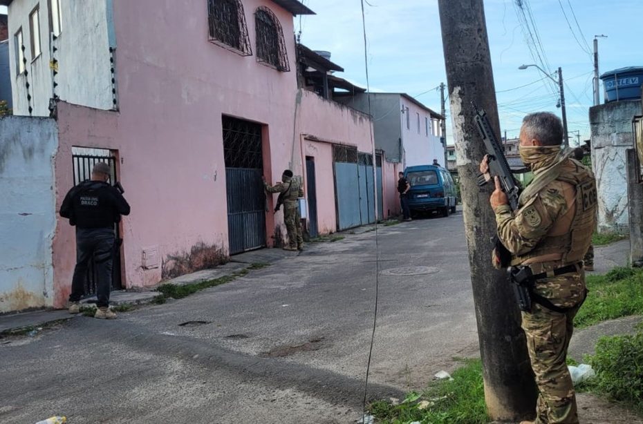 Policiais militares são presos por suspeita de envolvimento em sequestros em Salvador e  na Chapada Diamantina
