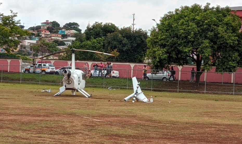 Com impacto do pouso forçado, a cauda do helicóptero se desprendeu - Foto: Nathália Machado/ TV Globo