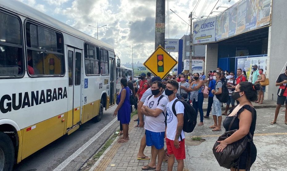 Quatro linhas de ônibus deixam de circular em Natal após empresas devolverem operação à STTU - Foto: Reprodução