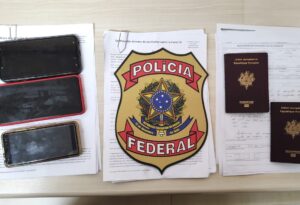 PF prende mulheres estrangeiras utilizando passaportes furtados no aeroporto Aluízio Alves - Foto: Divulgação/PF