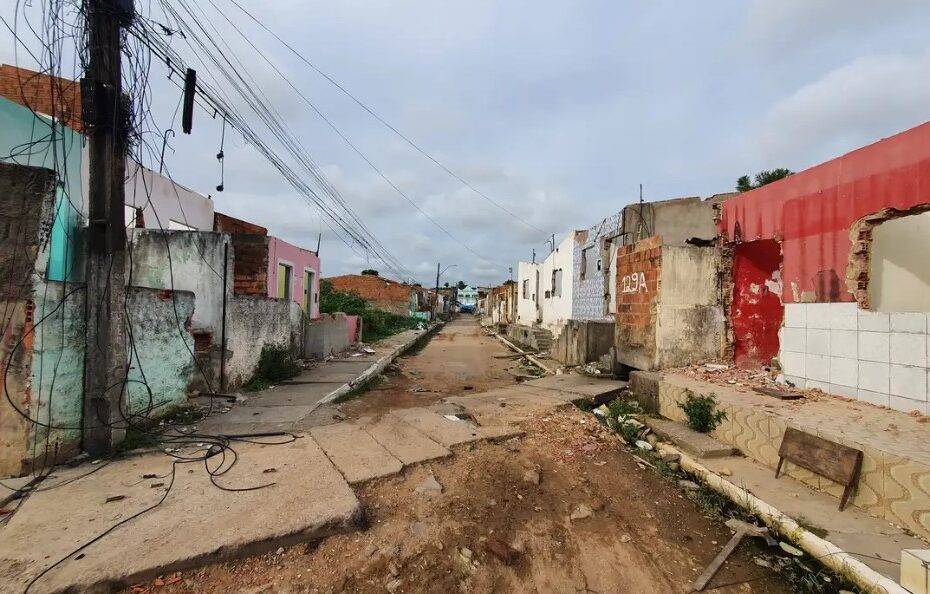 MANHÃ TOTAL E PLANTÃO - SEGUNDA-FEIRA - 04/12/2023 