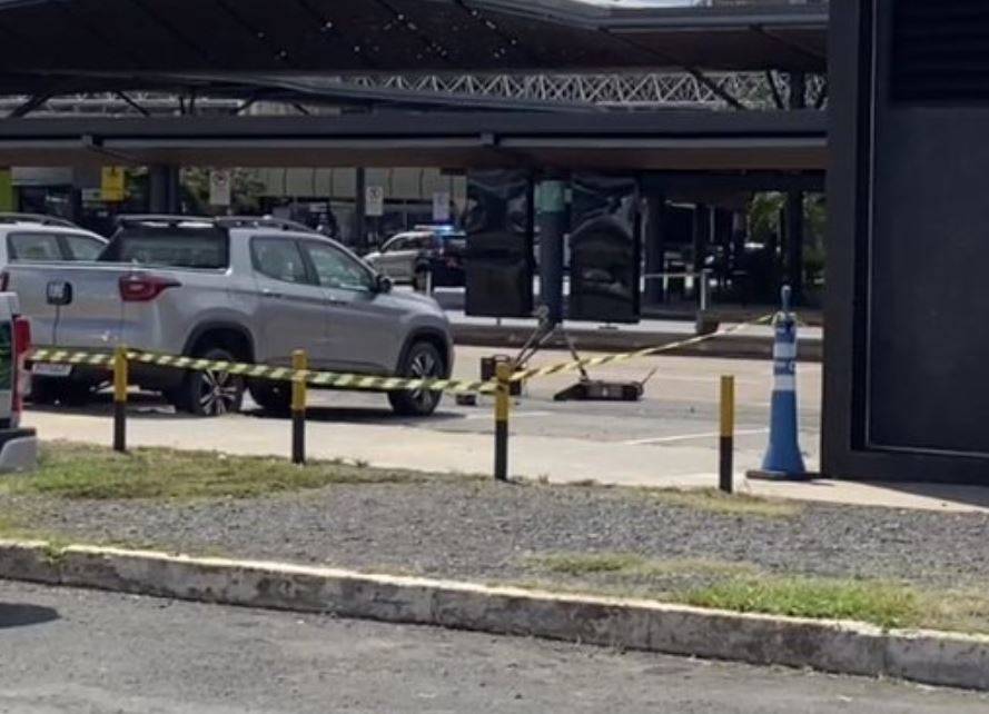 Pacotes suspeitos foram localizados em área externa do aeroporto de Brasília - Foto: Reprodução