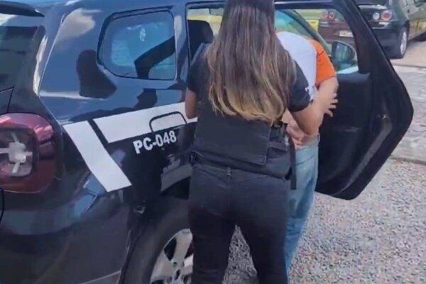 A prisão faz parte da "Operação Caminhos Seguros", deflagrada em âmbito nacional para combater os crimes de exploração sexual contra crianças e adolescentes. Foto: Reprodução/ Polícia Civil