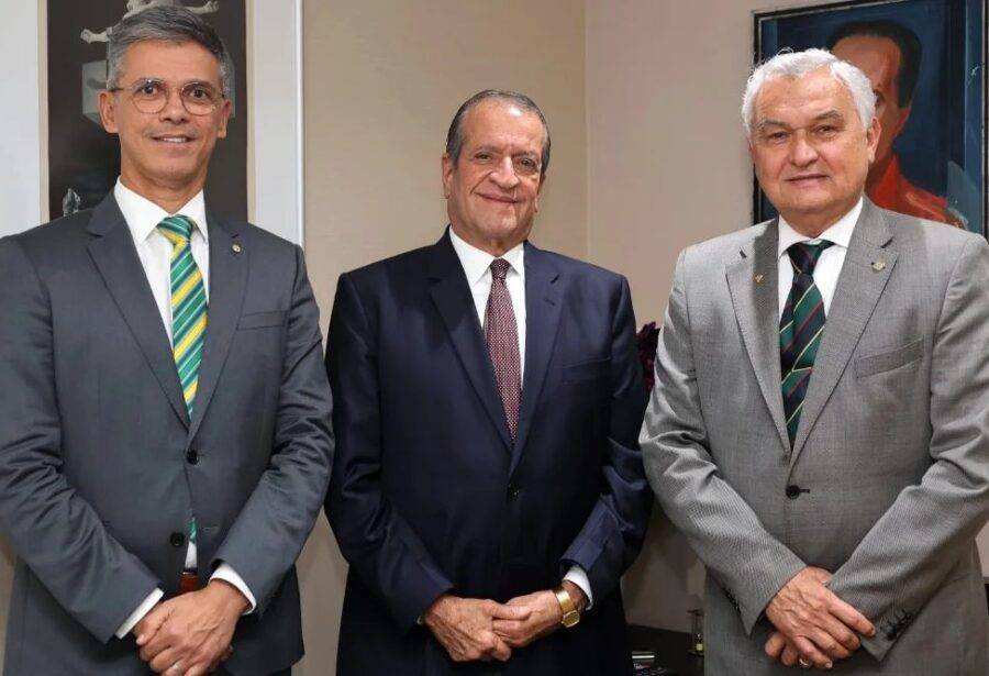 Deputados Coronel Azevedo e General Girão em reunião com Valdemar Costa Neto - Foto: Reprodução