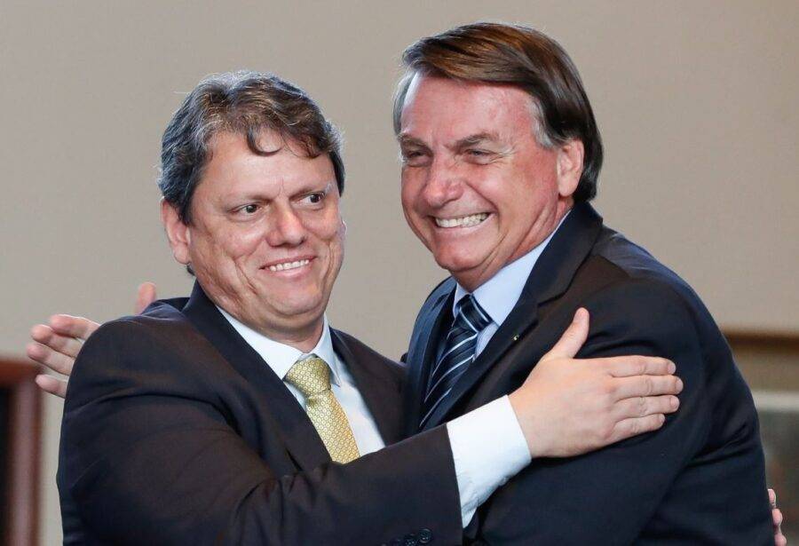 Ex-presidente Jair Bolsonaro e governador de São Paulo, Tarcísio Gomes de Freitas -