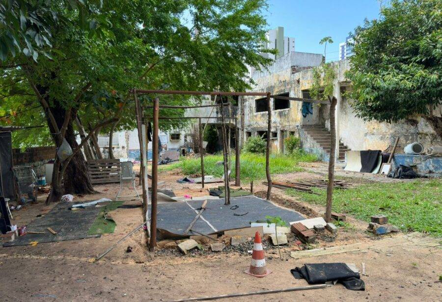 Terreno do antigo Diário de Natal, na Avenida Deodoro da Fonseca, em Petrópolis, na Zona Leste da capital potiguar - 