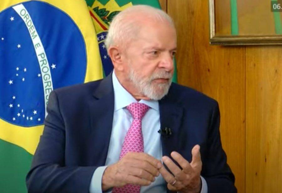 Presidente Lula em entrevista à RedeTV! - Foto: YouTube / Reprodução